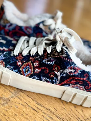 Farm Rio Ainika Tapestry Platform Sneakers Faux Fur Blue 8.5 NWOT thumbnail 8