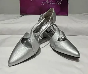 Easy Street NWT Silver Dress Heels Size 9 thumbnail 1