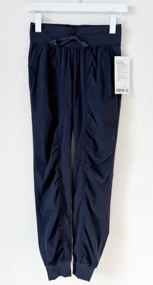 Lululemon Dance Studio Mid Rise Jogger Size 2 Regular Black Night Athleisure NEW thumbnail 1
