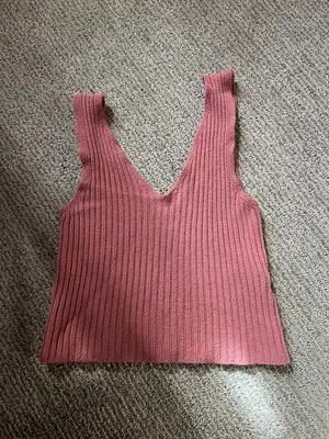 Brandy Melville Top thumbnail 2