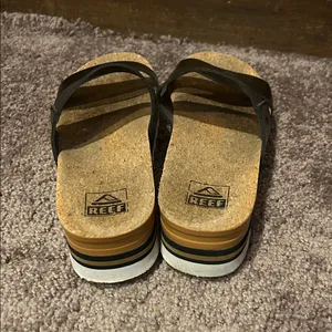 Reef Cushion Black Vista Hi platform slip on two strap chunky sole sandals thumbnail 5