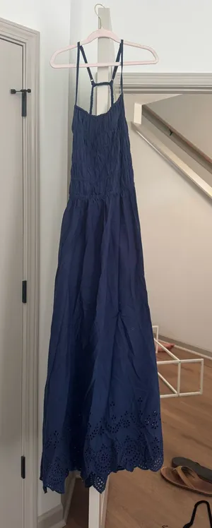 Solid and striped dress thumbnail 1