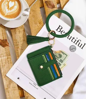Citi Trends Green Circle Bangle PU Leather Keychain Wallet ID Card Holder thumbnail 1