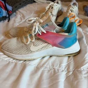 Nike Air Zoom Pegasus 38 sneakers in white and multi #running #pegasus thumbnail 2