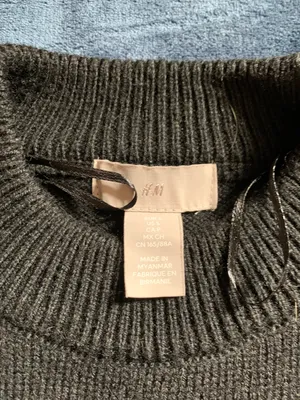 Sweater thumbnail 2