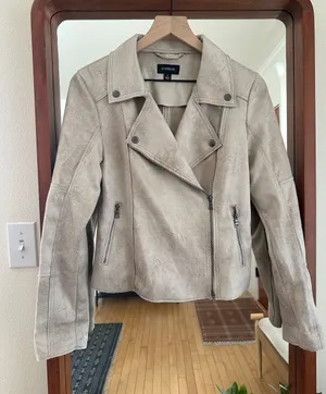 EVEREVE Marren Moto Jacket Faux Suede Biker Asymmetrical Zip Taupe Womens S thumbnail 1