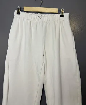 Brandy Melville Sweatpants Womens 160/84A White Fleece Jogger Elastic Waist thumbnail 1