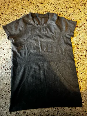 Lululemon swiftly tech short sleeve crew shirt size 12 thumbnail 3
