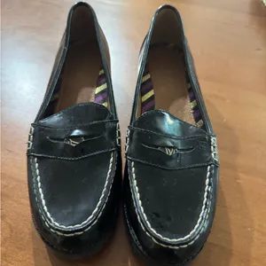 Sperry Black Patent loafers with Cushioned Sole and Slip-On Design thumbnail 3