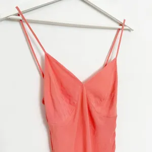 Cleobella Becket Dress Size‎ XS Coral Pink V Neck Slip Maxi Euro Summer Resort thumbnail 3