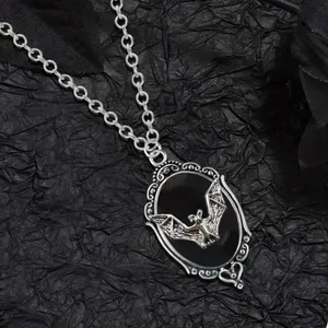 Retro Gothic Style Oval Vampire Bat Pendant Necklace Fashion Collarbone Chain‎ thumbnail 5