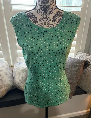 Ann Taylor size medium sleeveless sweater top thumbnail 1