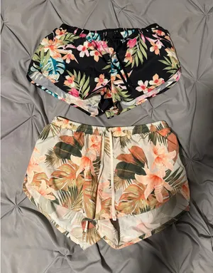2 old navy shorts-S thumbnail 1