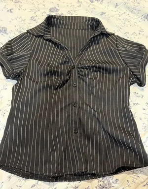 SHEIN Women's M Black Striped Short Sleeve Button-Up Shirt Casual thumbnail 1
