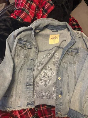 Hollister denim jacket thumbnail 2