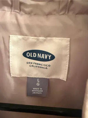 Old Navy Women's Quilted Gray Vest thumbnail 2