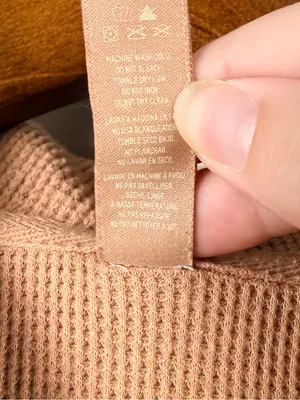 Skims cropped waffle knit full zip jacket size small in tan thumbnail 4