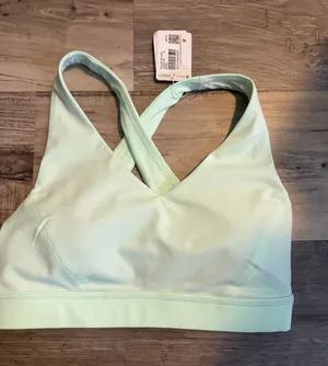 Lululemon Envital Bra B/C Mint Moment Size 6 NWT thumbnail 1