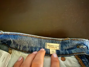 Madewell High-Waisted Straight-Leg Jeans thumbnail 4
