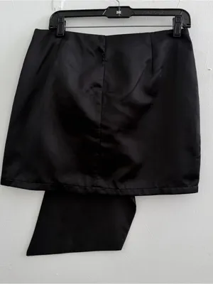 NEW MABLE Anthropologie Black Satin skirt with Side Bow SIZE LARGE thumbnail 5