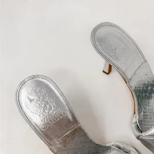 Vince Camuto Brelanie Silver Leather woven Braided Strap Mule Sandal NEW, Size 8 thumbnail 8