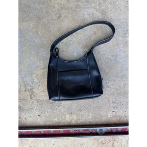 Nine West Black Faux Leather Shoulder Bag White Contrast Stitch Baguette Hobo thumbnail 2