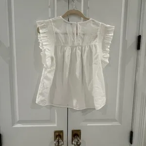 White ruffled sleeve blouse Size M thumbnail 3