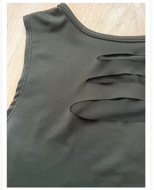 Olive Green Distressed Cutout Sleeveless Crop Top Size M thumbnail 2