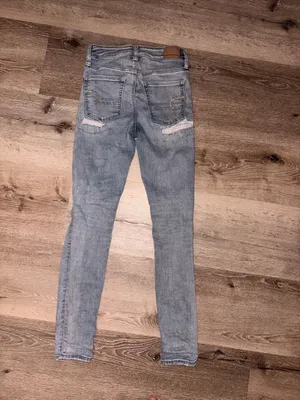 American Eagle Outfitters Light Wash Distressed Skinny Jeans - Women thumbnail 2