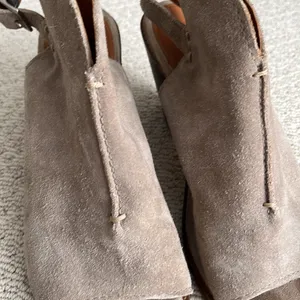 Frye Courtney Ash Suede Peeptoe Sling Booties ⭐️ thumbnail 4