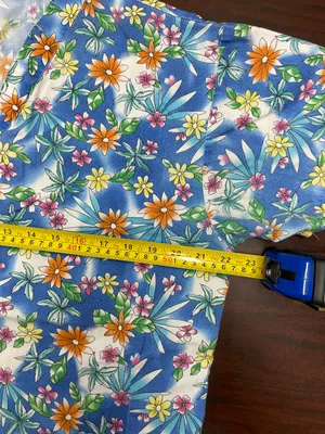 Peaches Uniform s Floral Scrub Top thumbnail 2