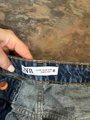 ZARA High-Rise Straight Leg Jeans thumbnail 6