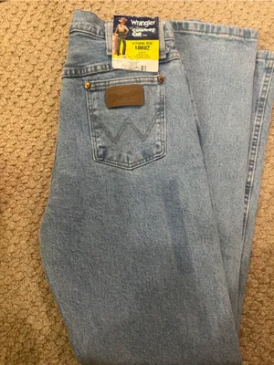 Wrangler Light Blue Straight Leg High-Rise Jeans thumbnail 5