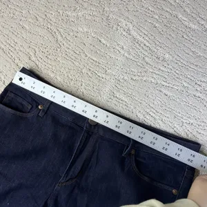 Women's NEW Loft Size 10/30 Petite Straight Leg Dark Wash Jeans thumbnail 4