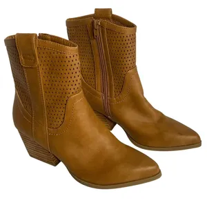 Dolce Vita Kirby Ankle‎ Boots Women Size 7 Tan Perforated Western Heel Zip thumbnail 1