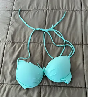 Victoria’s Secret Swimsuit Top thumbnail 1