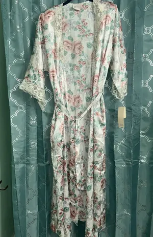 Vintage California Dynasty Long Kimono Robe Womens M Cream Floral thumbnail 1