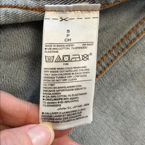 Old Navy‎ Classic Jean Jacket Medium Wash Painted Floral Back Size Small thumbnail 7