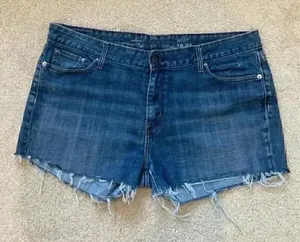 Levi’s jean shorts in size 16R thumbnail 1