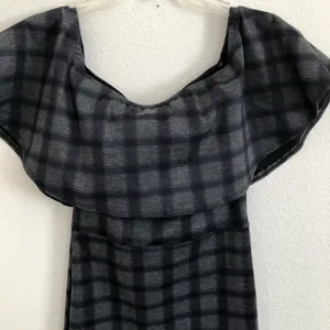🛍️ Lulus Gray Plaid Small Town Off the shoulder Body con dress S thumbnail 4
