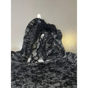 Vine Street Tunic Top Womens Medium Gray Velour Hooded Lace Hem Long Sleeve thumbnail 8