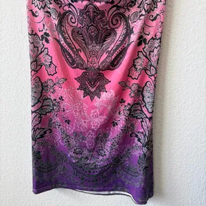 Pink & Purple Ombre Paisley Open Back Top thumbnail 3