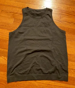 Lululemon swiftly high neck tank in black size 8 thumbnail 1