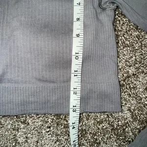 Lululemon Ebb‎ to Street Long Sleeve Women 4 Grey Excellent Ribbed Crop Top thumbnail 4