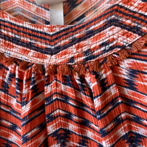 FINAL MARKDOWN Knox Rose Sleeveless Chevron Blouse medium thumbnail 2