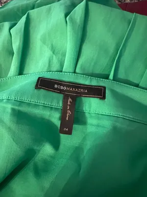 BCBGMaxAzria Emerald Green Pleated Skirt thumbnail 4