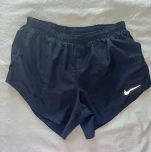 Nike Running Shorts thumbnail 1