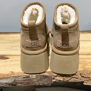 *NEW* UGG The Classic Ultra Mini New Heights‎ Boot Size 8 A52 thumbnail 8