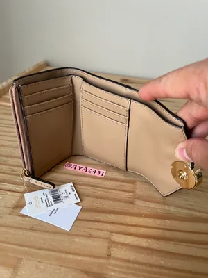 Michael Kors Wallet thumbnail 5