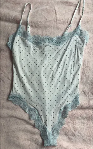 SKIMS Lace Bodysuit thumbnail 2